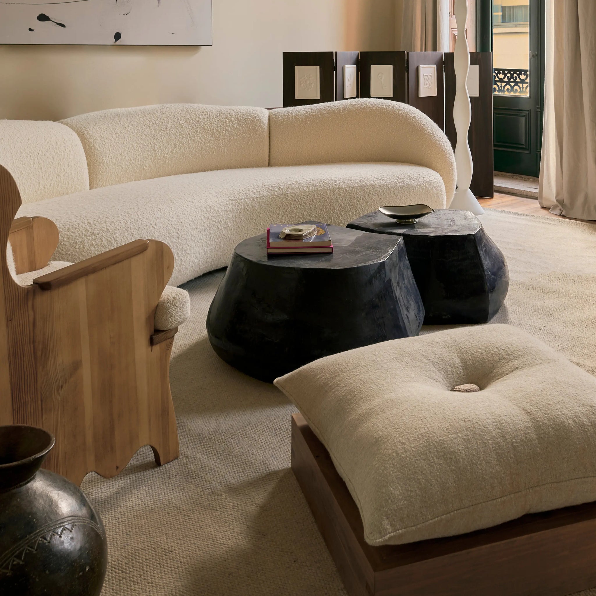 How to Match Furniture with Interior Design in UAE Homes