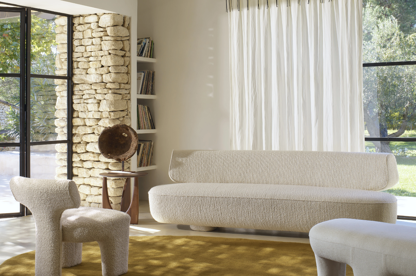 Match Your Sofa with Curtains and Rugs 
