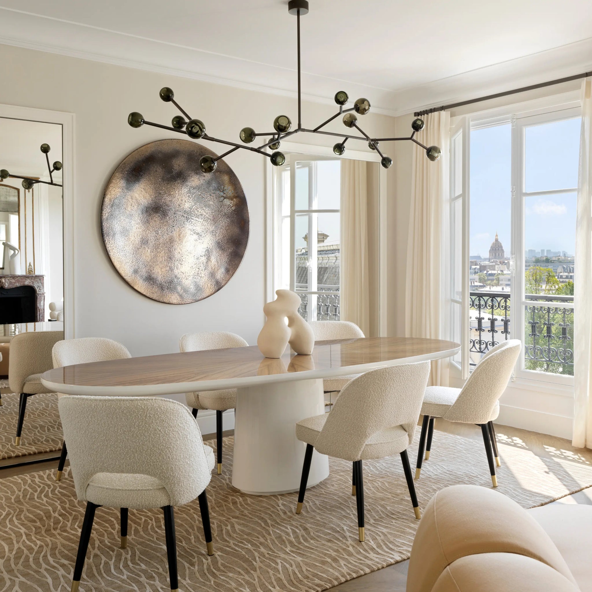 Why Custom-Made Dining Table Sets Are Trending in Dubai Homes